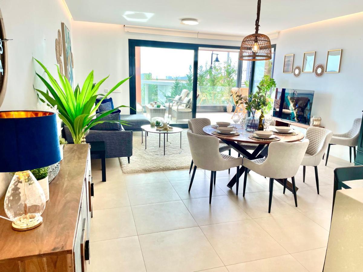 Luxury 3 Bedroom Apartment 300M From The Beach Fuengirola Exterior foto